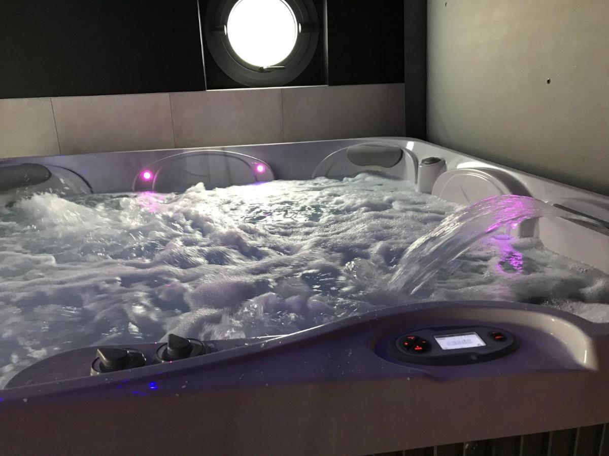 Gite Spa Sauna Piscine Aubin-Saint-Vaast Екстер'єр фото